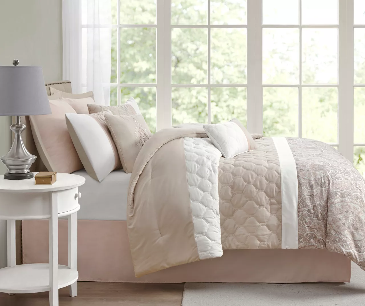 Stacie Blush Queen 8-Piece Comforter Set 5 Stacie Blush Queen 8-Piece Comforter Set - Image 3