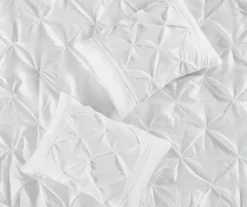 Piedmont White Tufted Queen 7-Piece Comforter Set 21 Piedmont White Tufted Queen 7-Piece Comforter Set -Northlight Sales Store 810523168 810523172 810523173 6