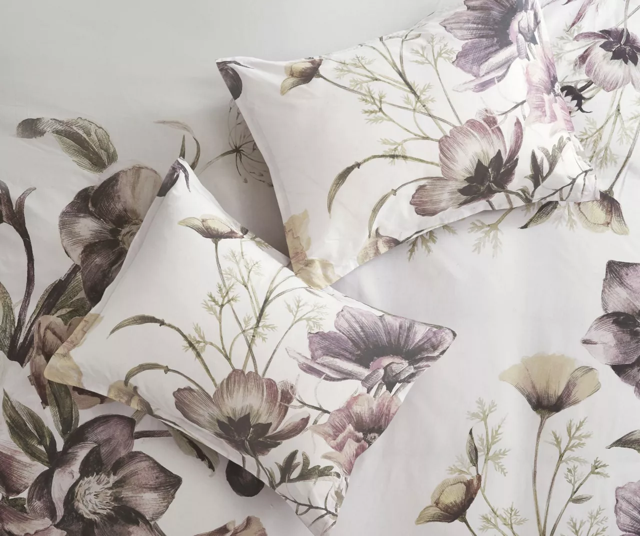 Maddy Blush Floral Duvet Cover Set 5 Maddy Blush Floral Duvet Cover Set - Image 3