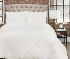White Diamond Lattice Pom-Pom Comforter Set