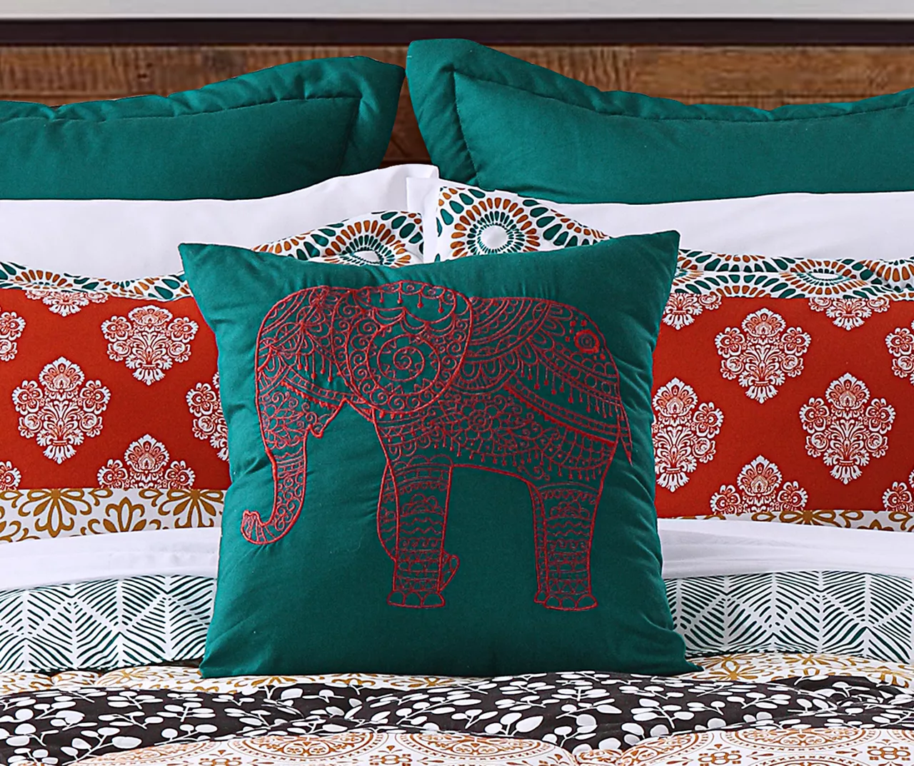 Turquoise & Red Bohemian Pattern Block Full/Queen 7-Piece Comforter Set 4 Turquoise & Red Bohemian Pattern Block Full/Queen 7-Piece Comforter Set - Image 2