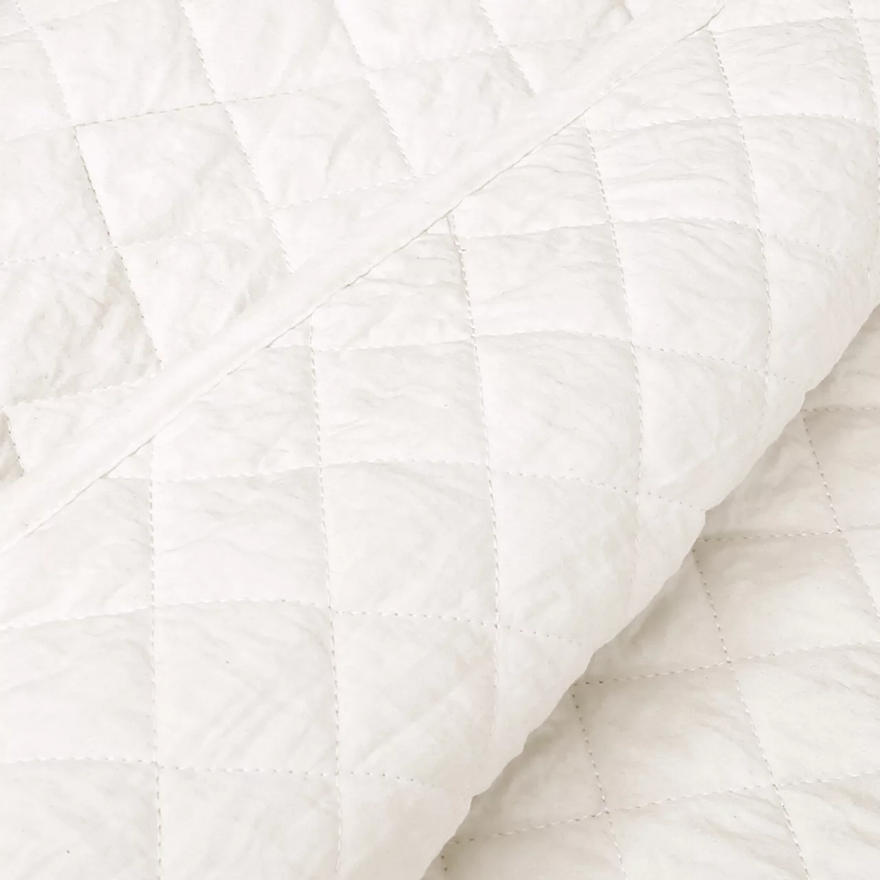 Ava White Diamond-Quilted Full/Queen 3-Piece Quilt Set 4 Ava White Diamond-Quilted Full/Queen 3-Piece Quilt Set - Image 2