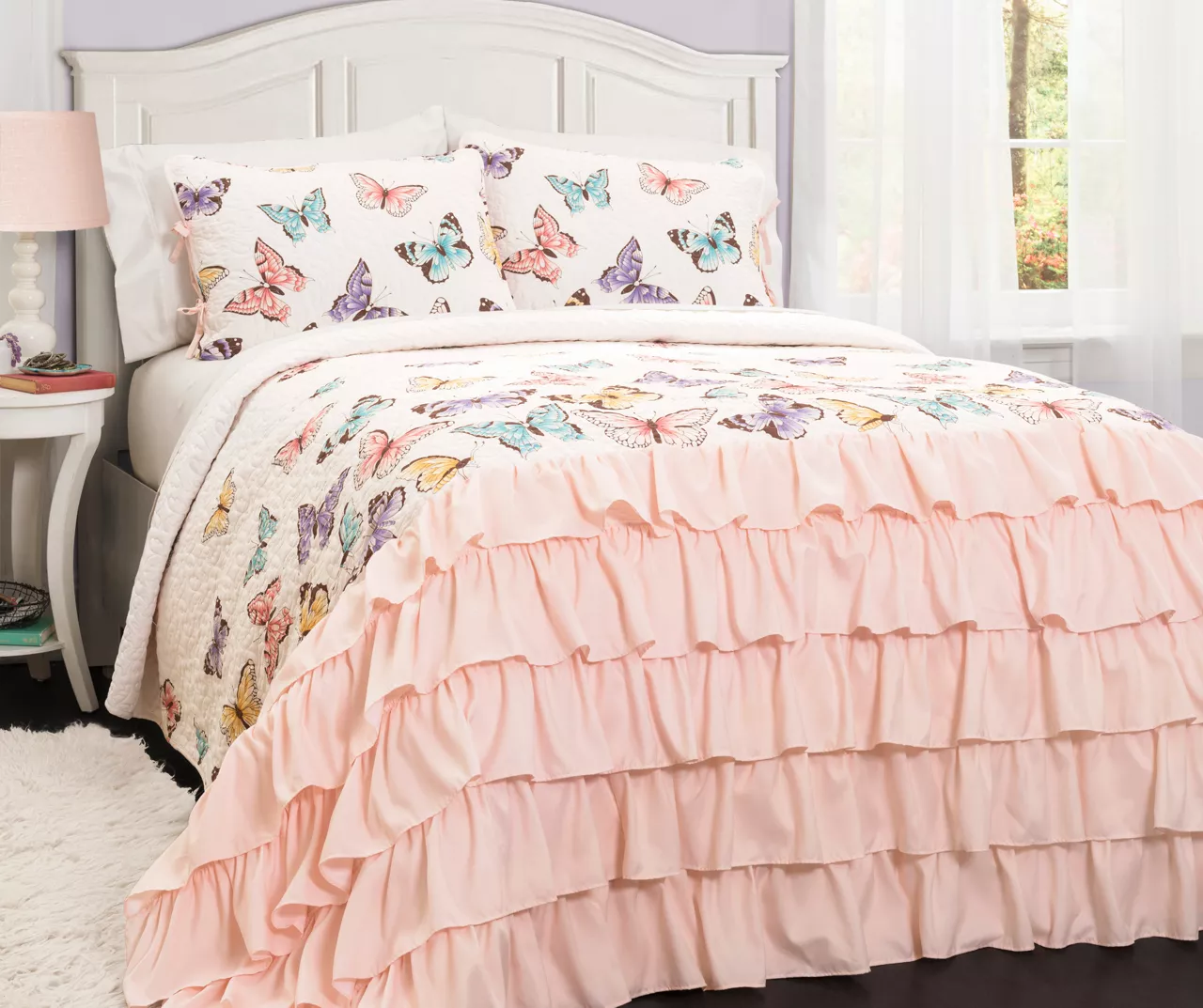 White & Pink Flutter Butterfly Ruffle Full/Queen 3-Piece Quilt Set 3 White & Pink Flutter Butterfly Ruffle Full/Queen 3-Piece Quilt Set