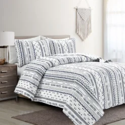 Hygge Geometric Stripe Quilt Set -Northlight Sales Store 810553024 1