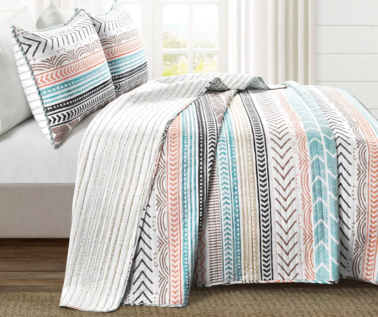 Hygge Geometric Reversible 3-Piece Quilt Set 3 Hygge Geometric Reversible 3-Piece Quilt Set