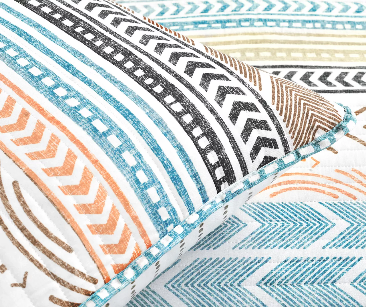 Hygge Geometric Reversible 3-Piece Quilt Set 7 Hygge Geometric Reversible 3-Piece Quilt Set - Image 5