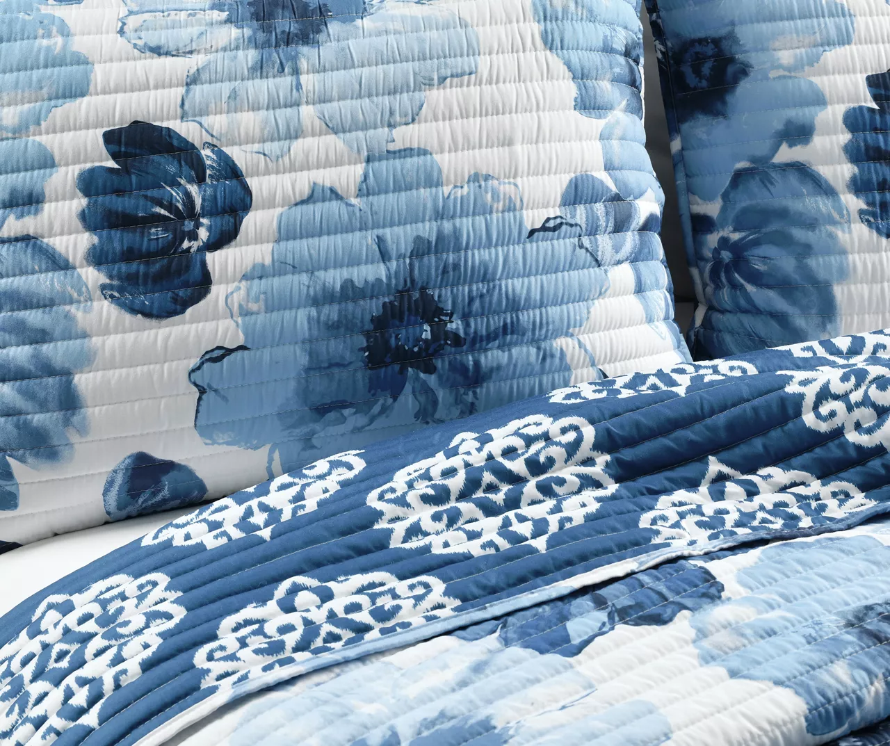 Leah Floral Reversible 3-Piece Quilt Set 14 Leah Floral Reversible 3-Piece Quilt Set - Image 12