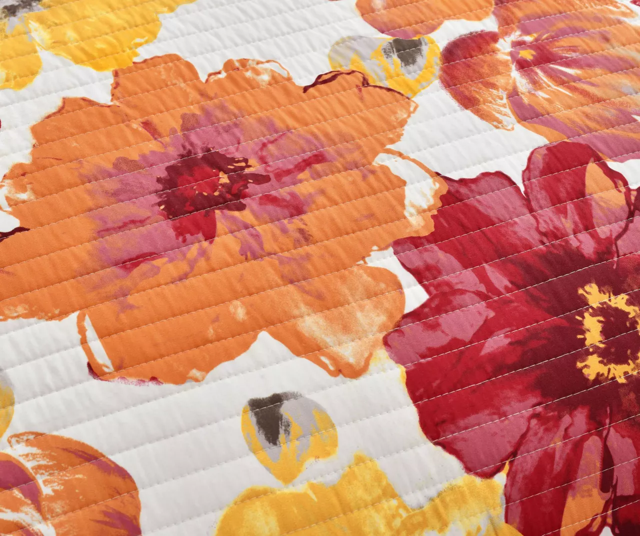 Leah Floral Reversible 3-Piece Quilt Set 10 Leah Floral Reversible 3-Piece Quilt Set - Image 8