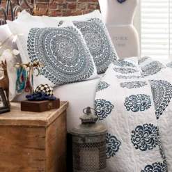 Shaila White & Blue Medallion King 3-Piece Quilt Set -Northlight Sales Store 810553309 41