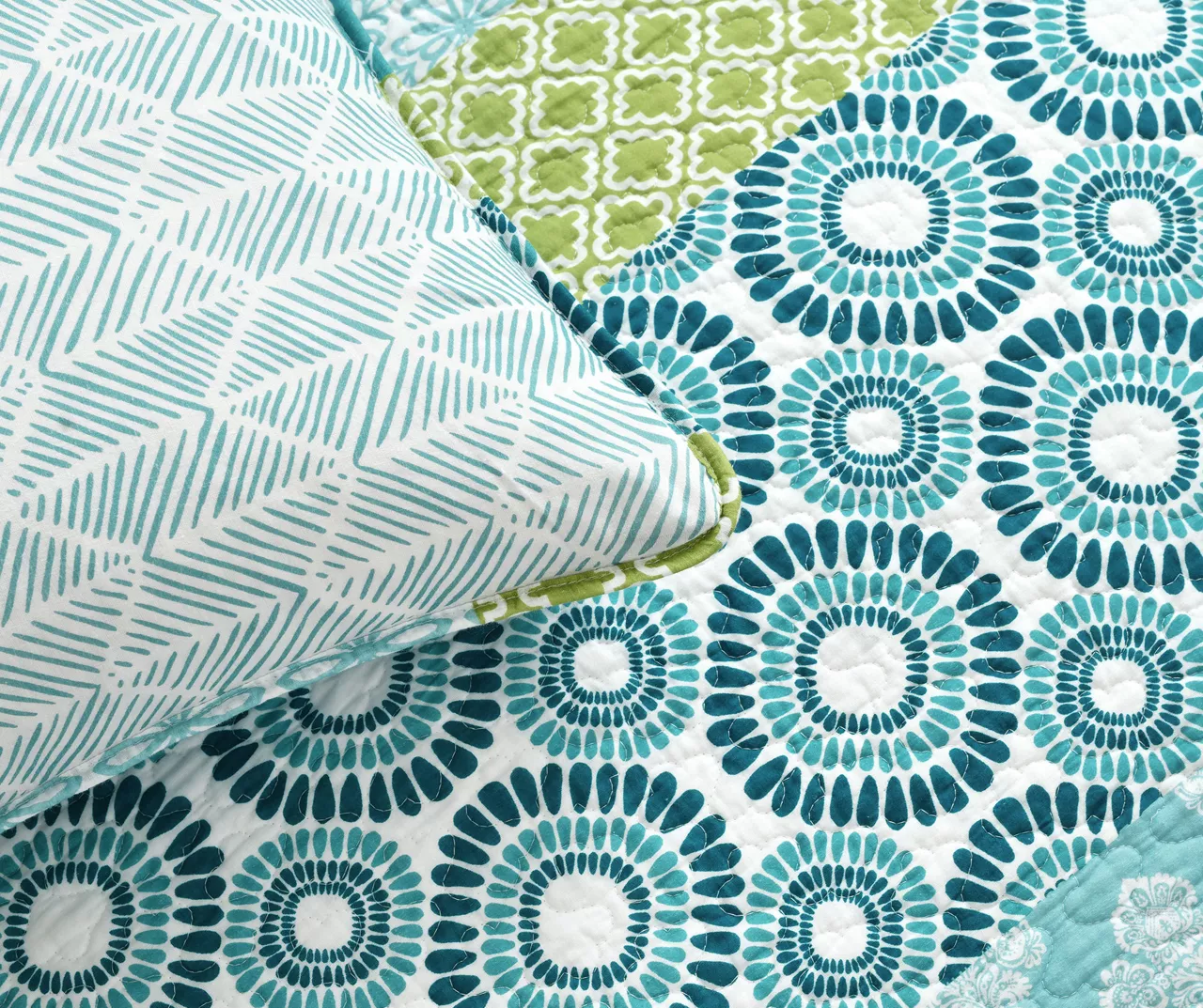 Bohemian Stripe Reversible 3-Piece Quilt Set 14 Bohemian Stripe Reversible 3-Piece Quilt Set - Image 12