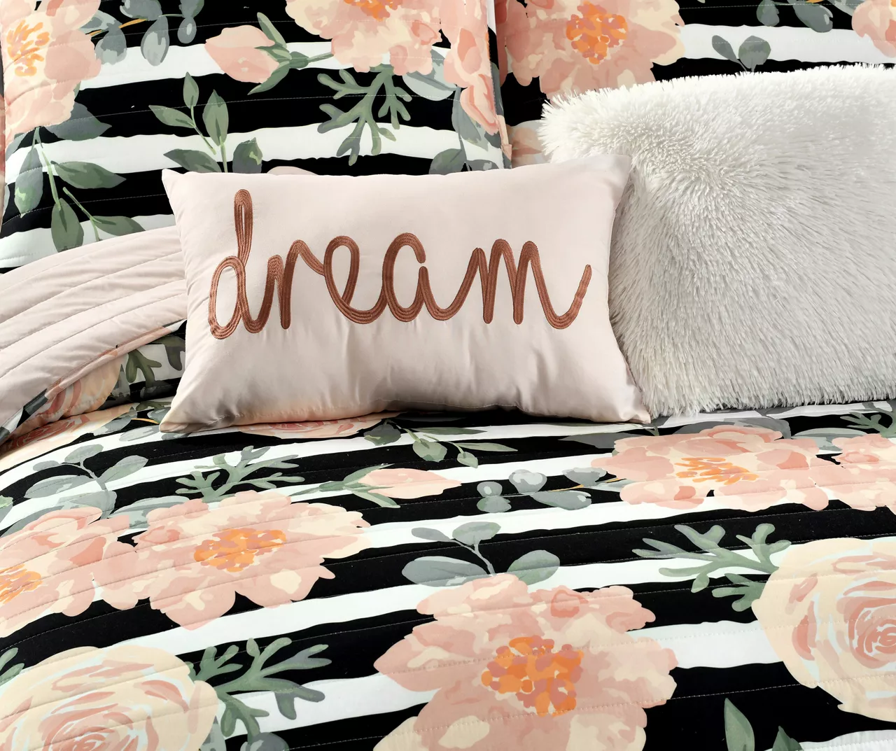 Amara Rose Stripe Reversible 5-Piece Quilt Set 5 Amara Rose Stripe Reversible 5-Piece Quilt Set - Image 3