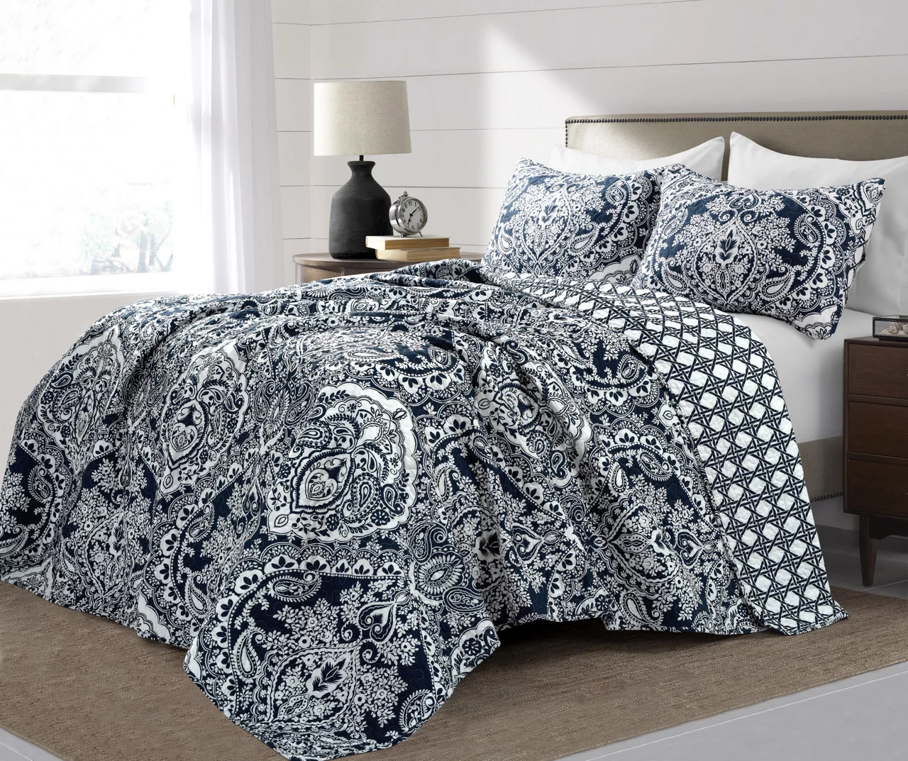 Aubree Arabesque Reversible 3-Piece Quilt Set 3 Aubree Arabesque Reversible 3-Piece Quilt Set