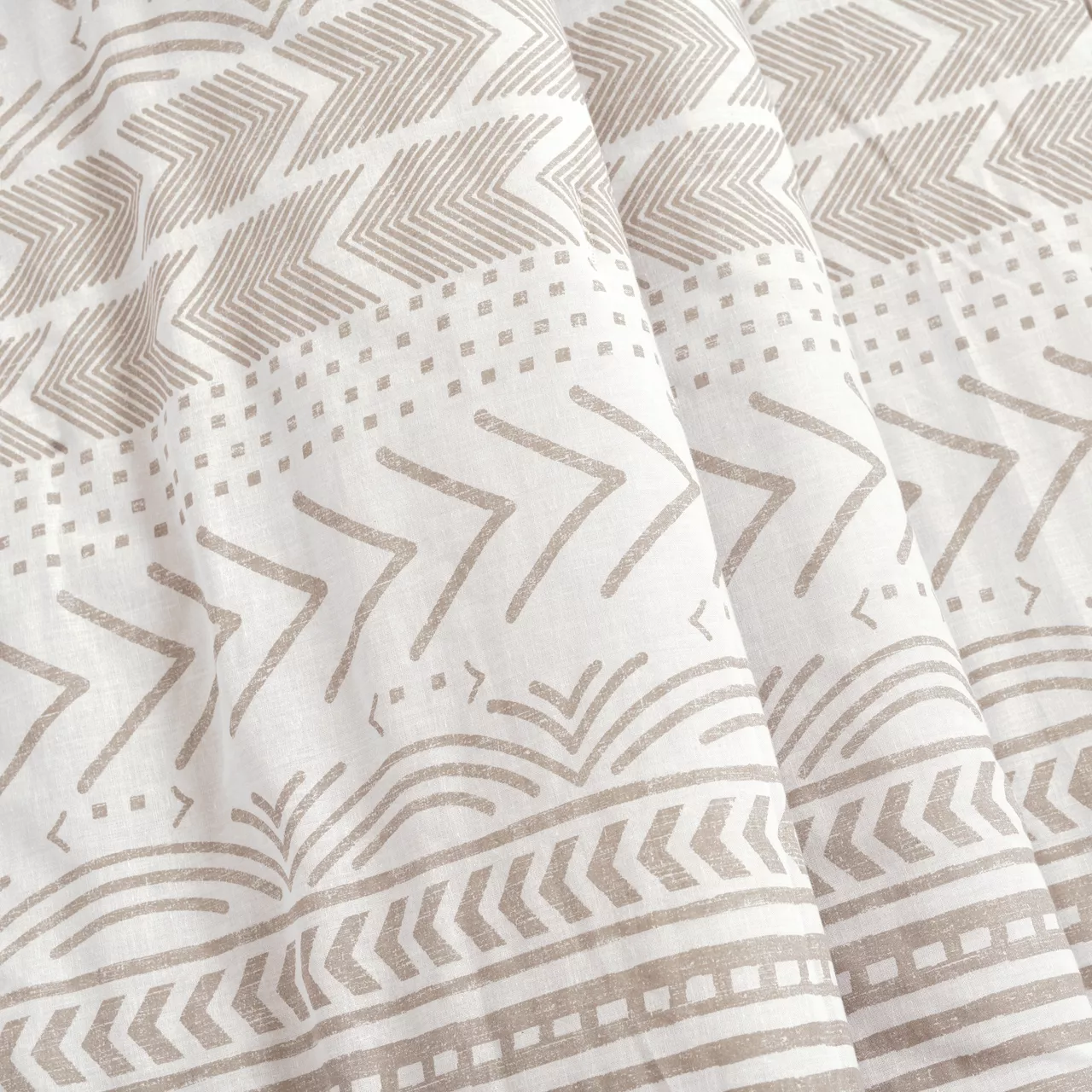 Hygge White & Taupe Geometric Throw, (50" X 60") 10 Hygge White & Taupe Geometric Throw, (50" X 60") - Image 8