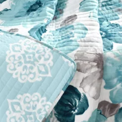 Leah White & Blue Floral Quilted Throw, (50" X 60") -Northlight Sales Store 810553530 1