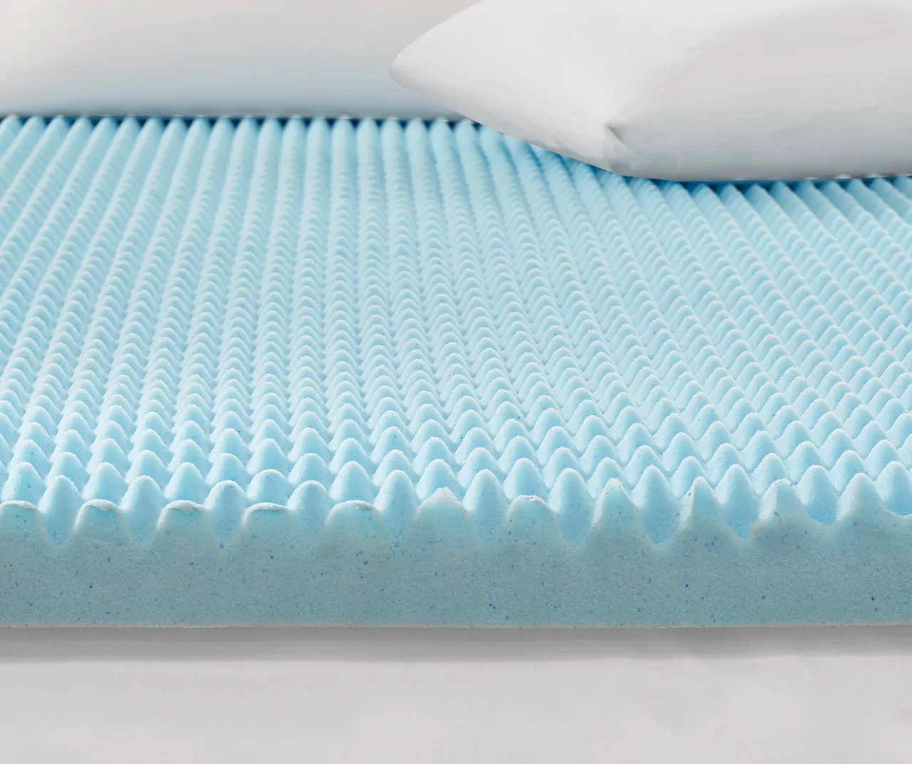3" Gel Memory Foam Cooling Mattress Topper 6 3" Gel Memory Foam Cooling Mattress Topper - Image 4