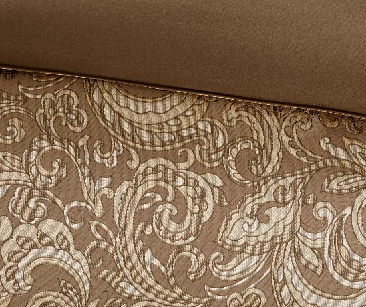 Isabella Paisley Room-in-a-Bag 24-Piece Bedroom Set 19 Isabella Paisley Room-in-a-Bag 24-Piece Bedroom Set - Image 17