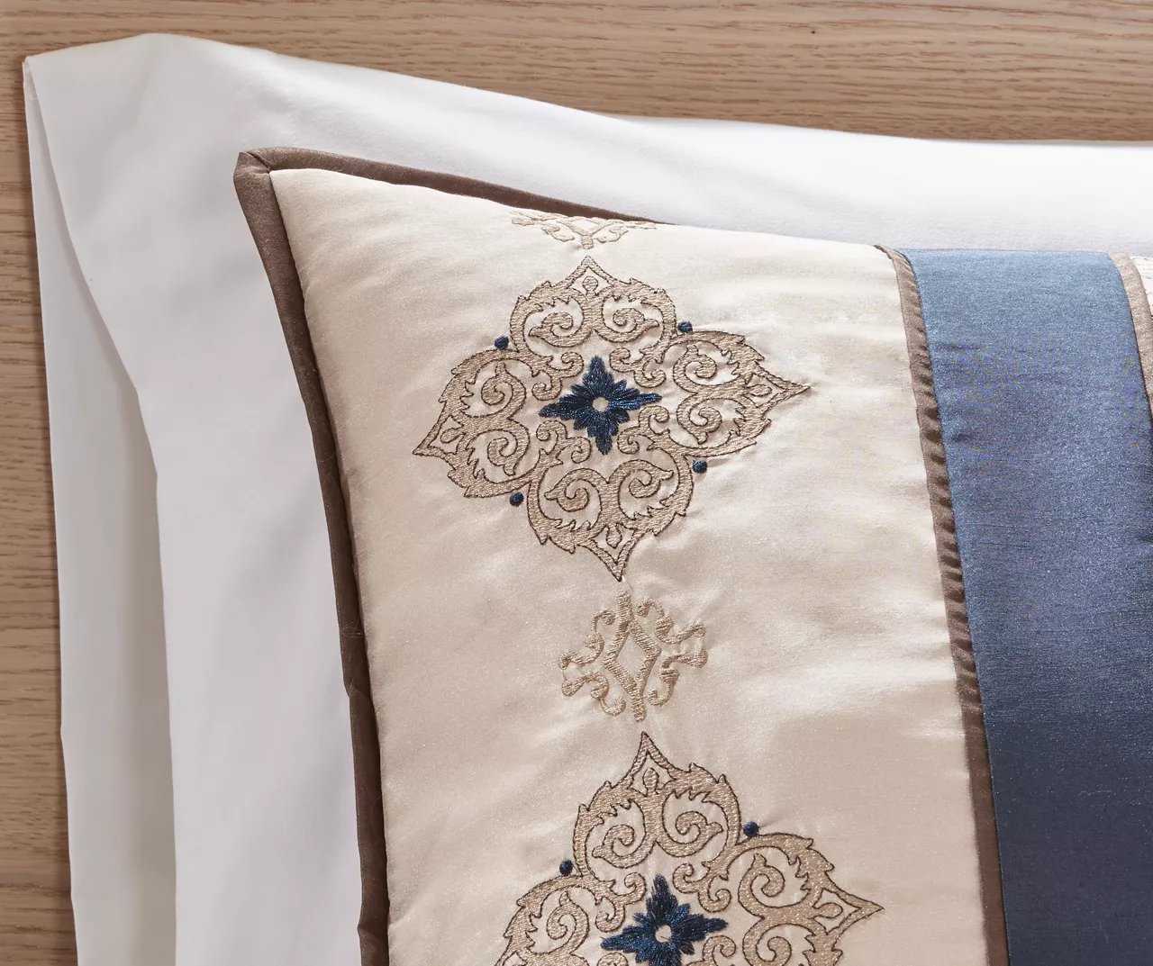 Perry Navy & Brown Medallion Jacquard King 7-Piece Comforter Set 8 Perry Navy & Brown Medallion Jacquard King 7-Piece Comforter Set - Image 6