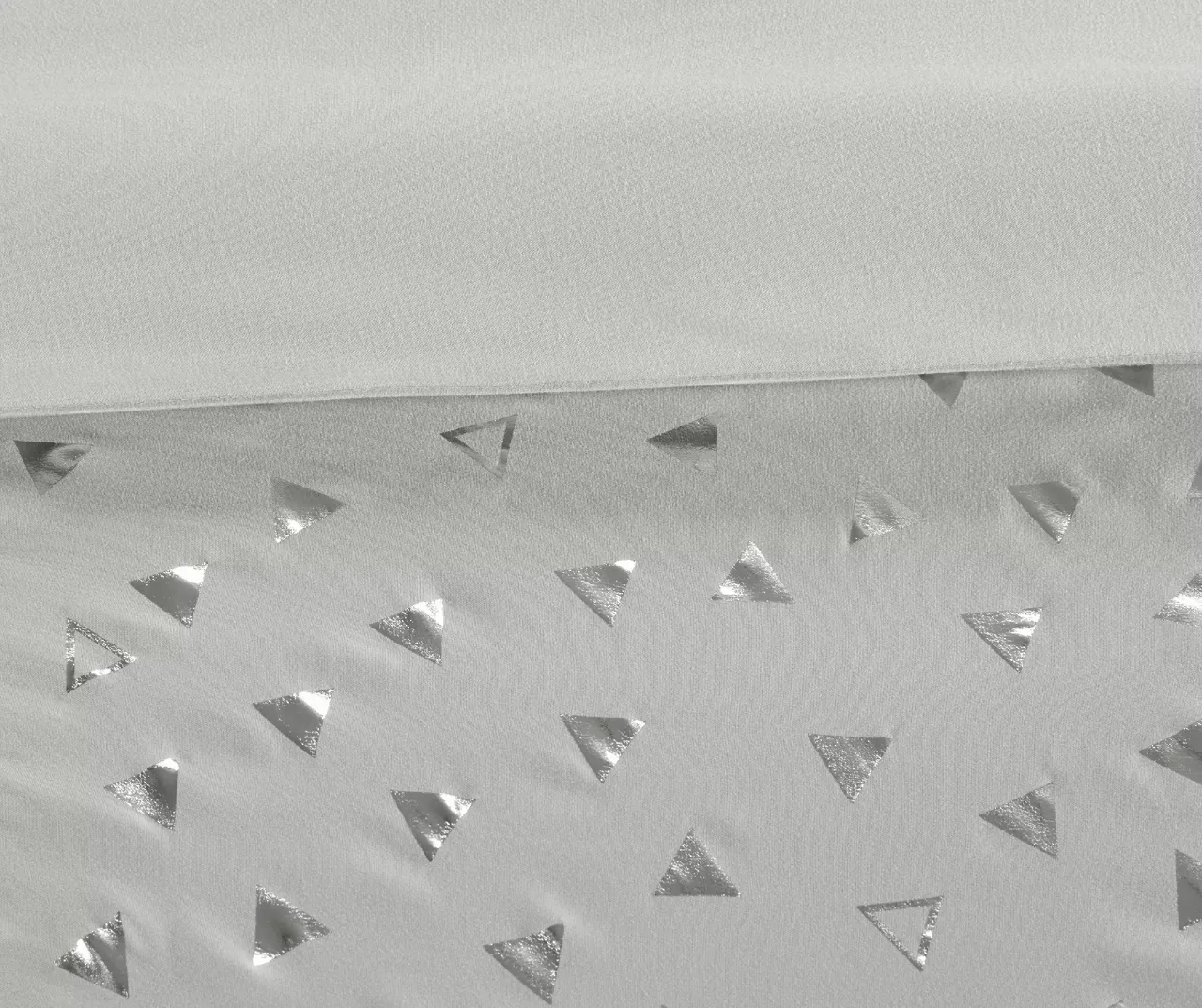 Nova Gray & Silver Metallic Triangle Full/Queen 5-Piece Comforter Set 9 Nova Gray & Silver Metallic Triangle Full/Queen 5-Piece Comforter Set - Image 7