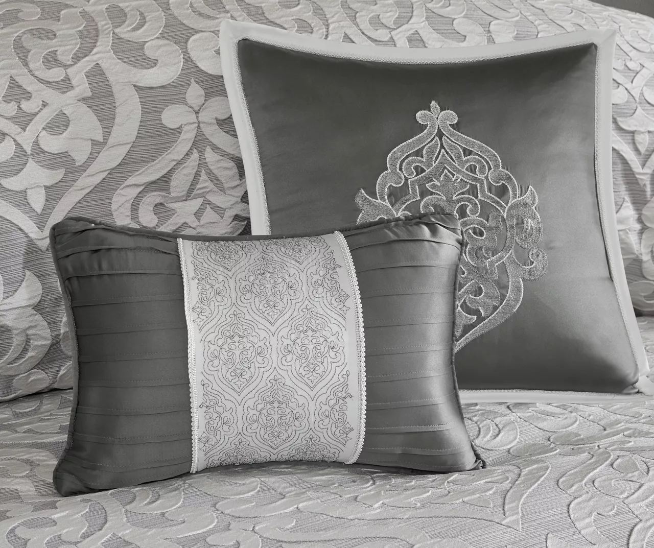 Eliot Silver & White Damask Jacquard King 8-Piece Comforter Set 8 Eliot Silver & White Damask Jacquard King 8-Piece Comforter Set - Image 6