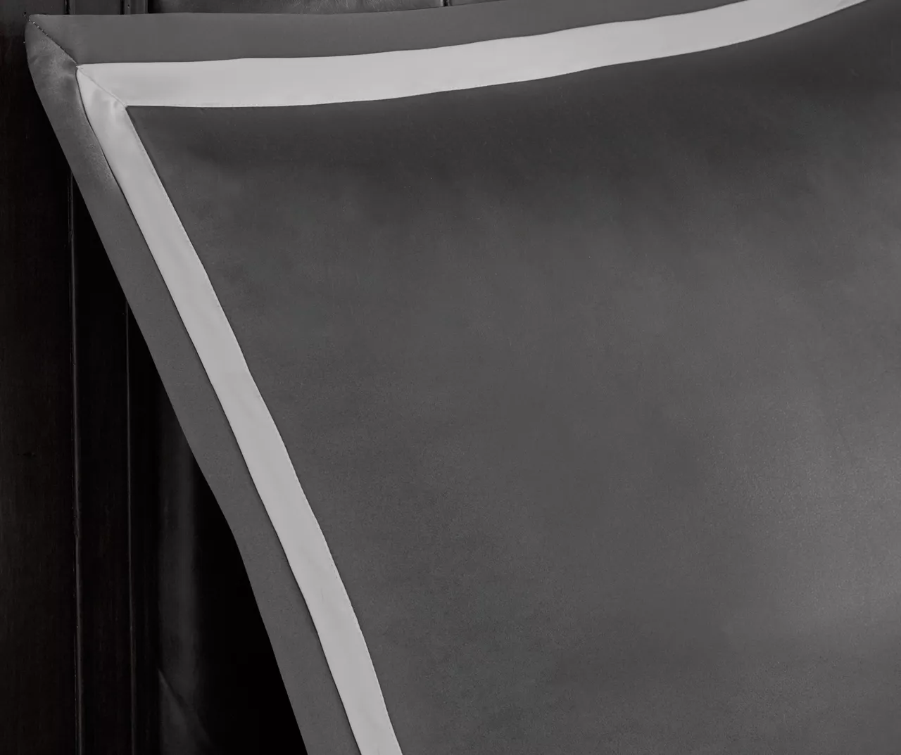 Eliot Silver & White Damask Jacquard King 8-Piece Comforter Set 9 Eliot Silver & White Damask Jacquard King 8-Piece Comforter Set - Image 7