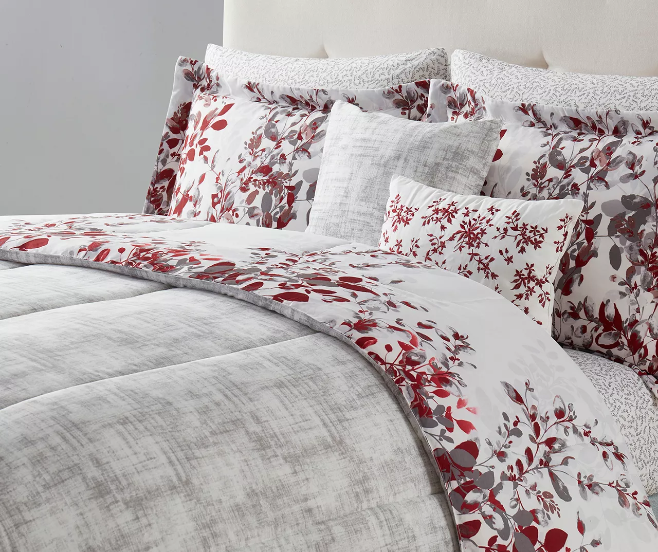 Red & Gray Floral Bed-in-a-Bag Full 14-Piece Bedding Set 5 Red & Gray Floral Bed-in-a-Bag Full 14-Piece Bedding Set - Image 3