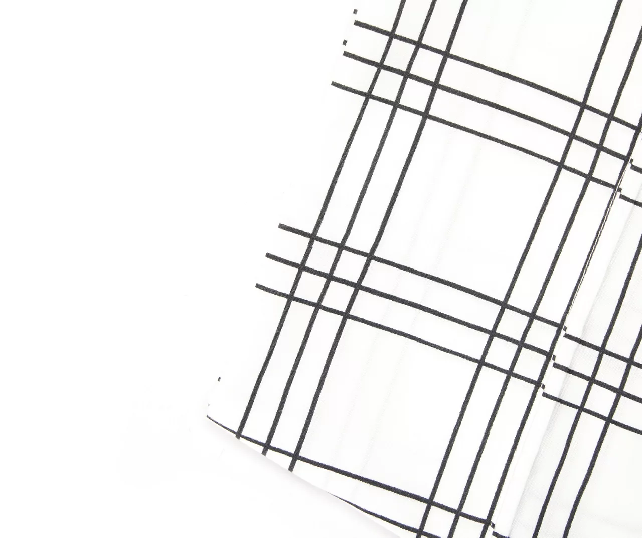 White & Black Grid Plaid King 4-Piece Microfiber Sheet Set 4 White & Black Grid Plaid King 4-Piece Microfiber Sheet Set - Image 2