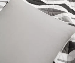 Black & Gray Mid-Century Waves Full/Queen 3-Piece Quilt Set -Northlight Sales Store 810595964 5