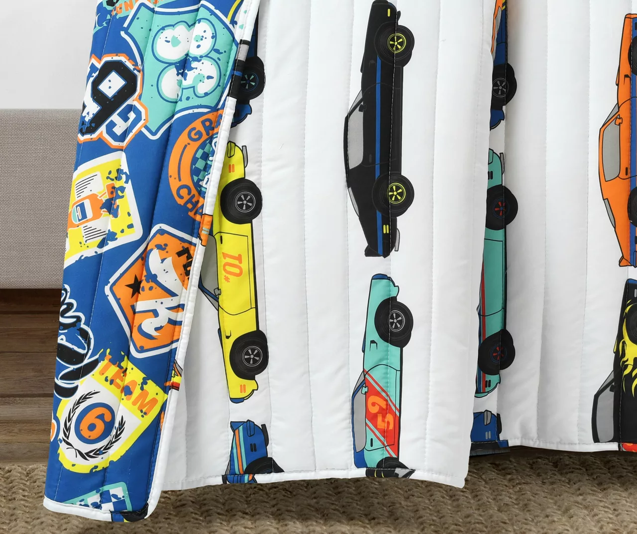 White Multi-Color Race Cars Reversible Twin 2-Piece Quilt Set 6 White Multi-Color Race Cars Reversible Twin 2-Piece Quilt Set - Image 4