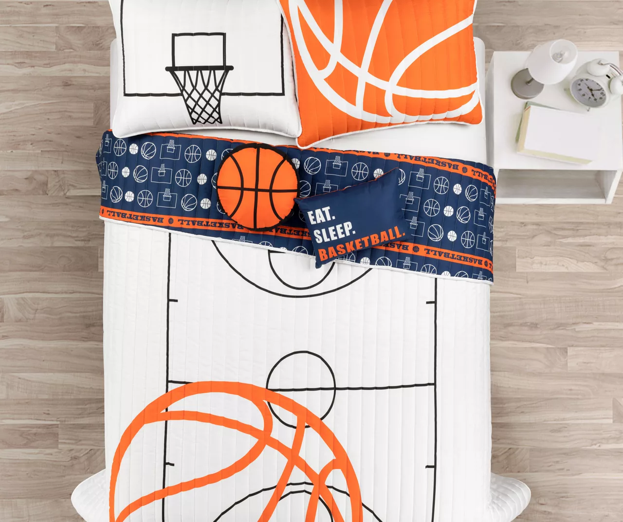 White & Orange Basketball Reversible Full/Queen 5-Piece Quilt Set 4 White & Orange Basketball Reversible Full/Queen 5-Piece Quilt Set - Image 2