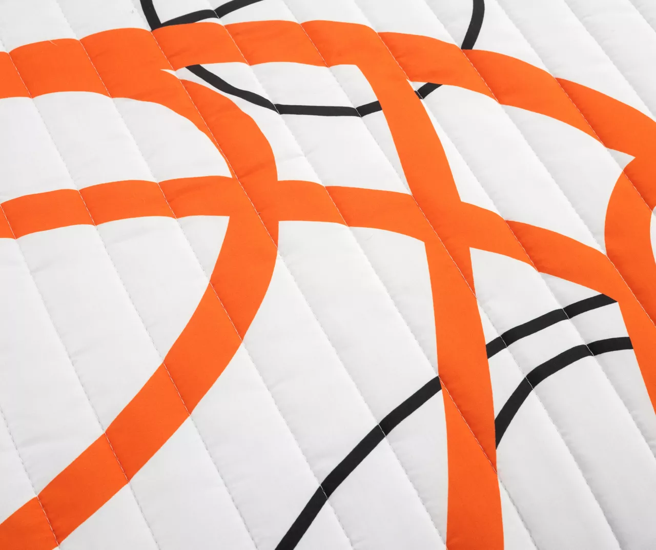White & Orange Basketball Reversible Full/Queen 5-Piece Quilt Set 5 White & Orange Basketball Reversible Full/Queen 5-Piece Quilt Set - Image 3