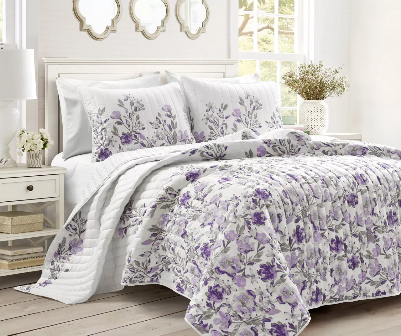 Lush Decor Tanisha Floral Reversible Quilt Set 6 Lush Decor Tanisha Floral Reversible Quilt Set - Image 4