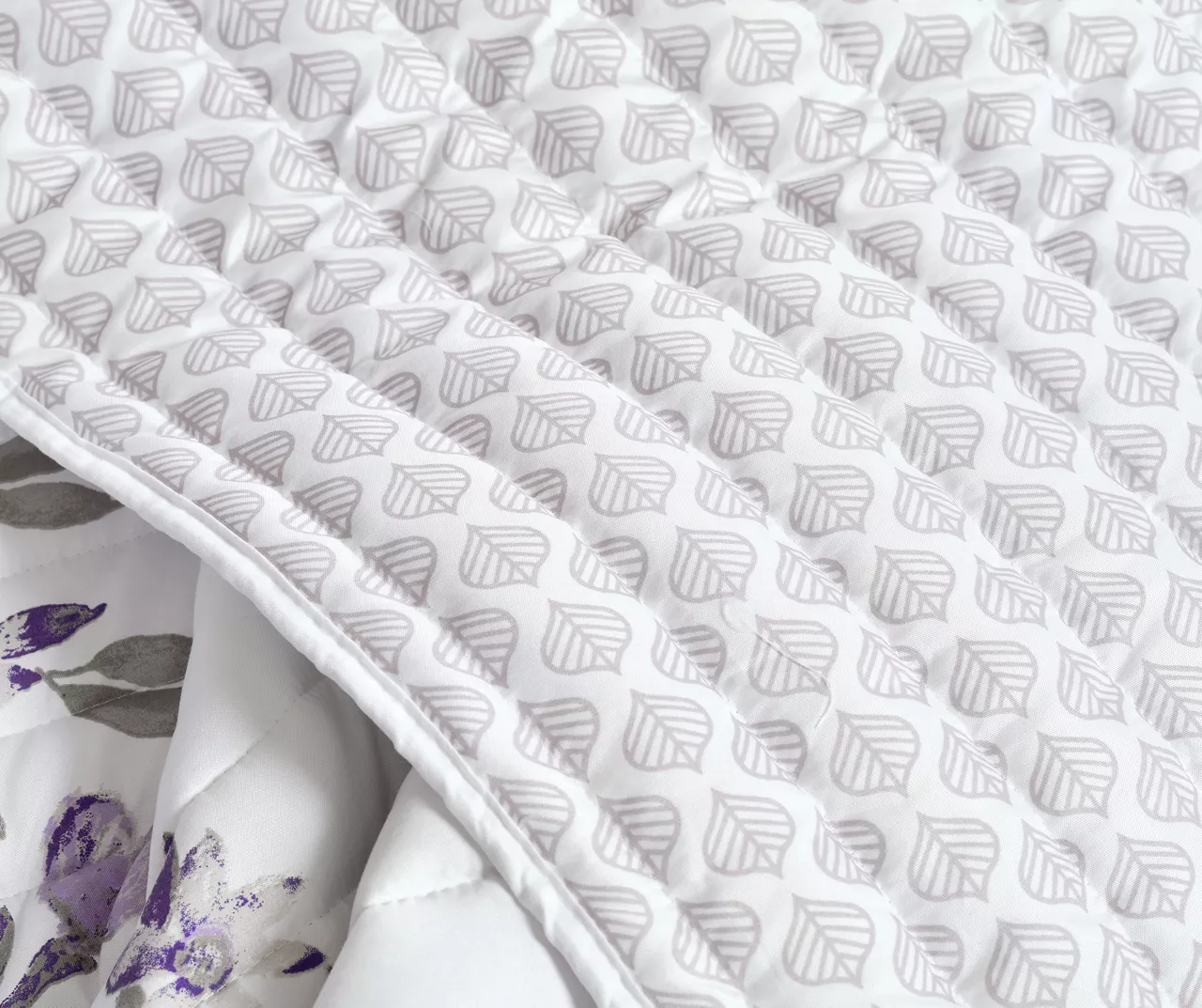 Lush Decor Tanisha Floral Reversible Quilt Set 22 Lush Decor Tanisha Floral Reversible Quilt Set - Image 20