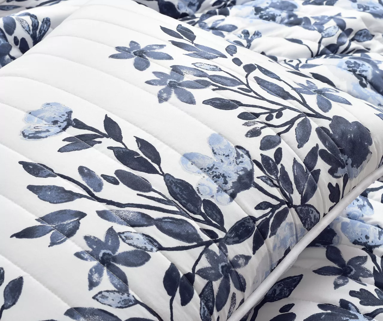 Lush Decor Tanisha Floral Reversible Quilt Set 11 Lush Decor Tanisha Floral Reversible Quilt Set - Image 9