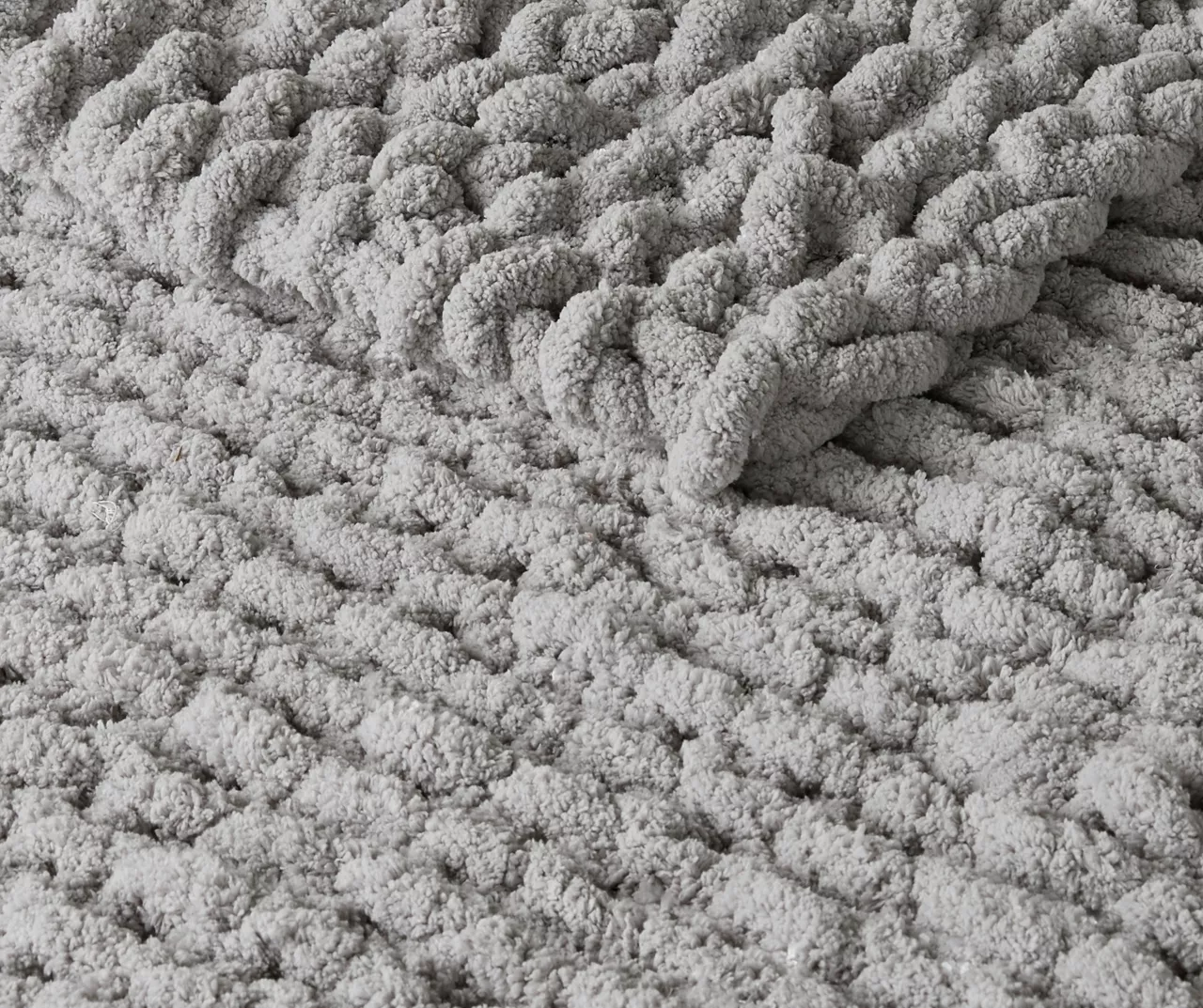 Chunky-Knit Handmade Throw, (50" X 60") 14 Chunky-Knit Handmade Throw, (50" X 60") - Image 12