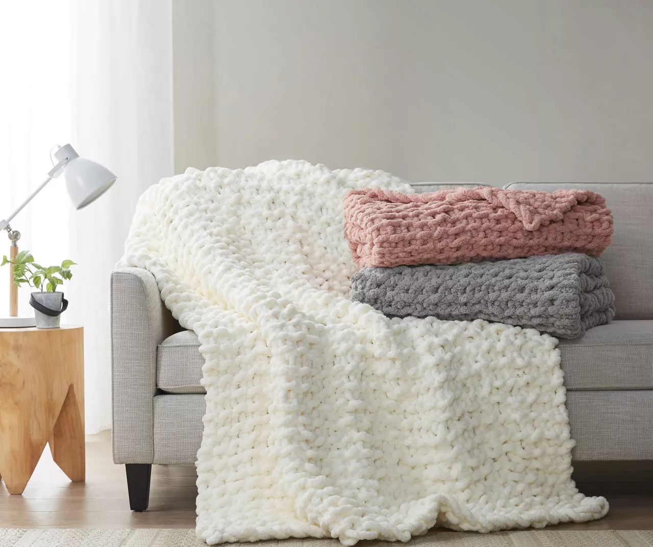 Chunky-Knit Handmade Throw, (50" X 60") 16 Chunky-Knit Handmade Throw, (50" X 60") - Image 14