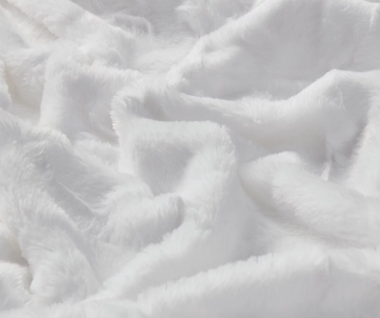 Marselle Oversize Faux Fur Throw, (60" X 70") 18 Marselle Oversize Faux Fur Throw, (60" X 70") - Image 16