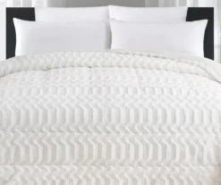 White Chevron Stripe Faux Fur Full/Queen Comforter 10 White Chevron Stripe Faux Fur Full/Queen Comforter -Northlight Sales Store 810617569 P 01