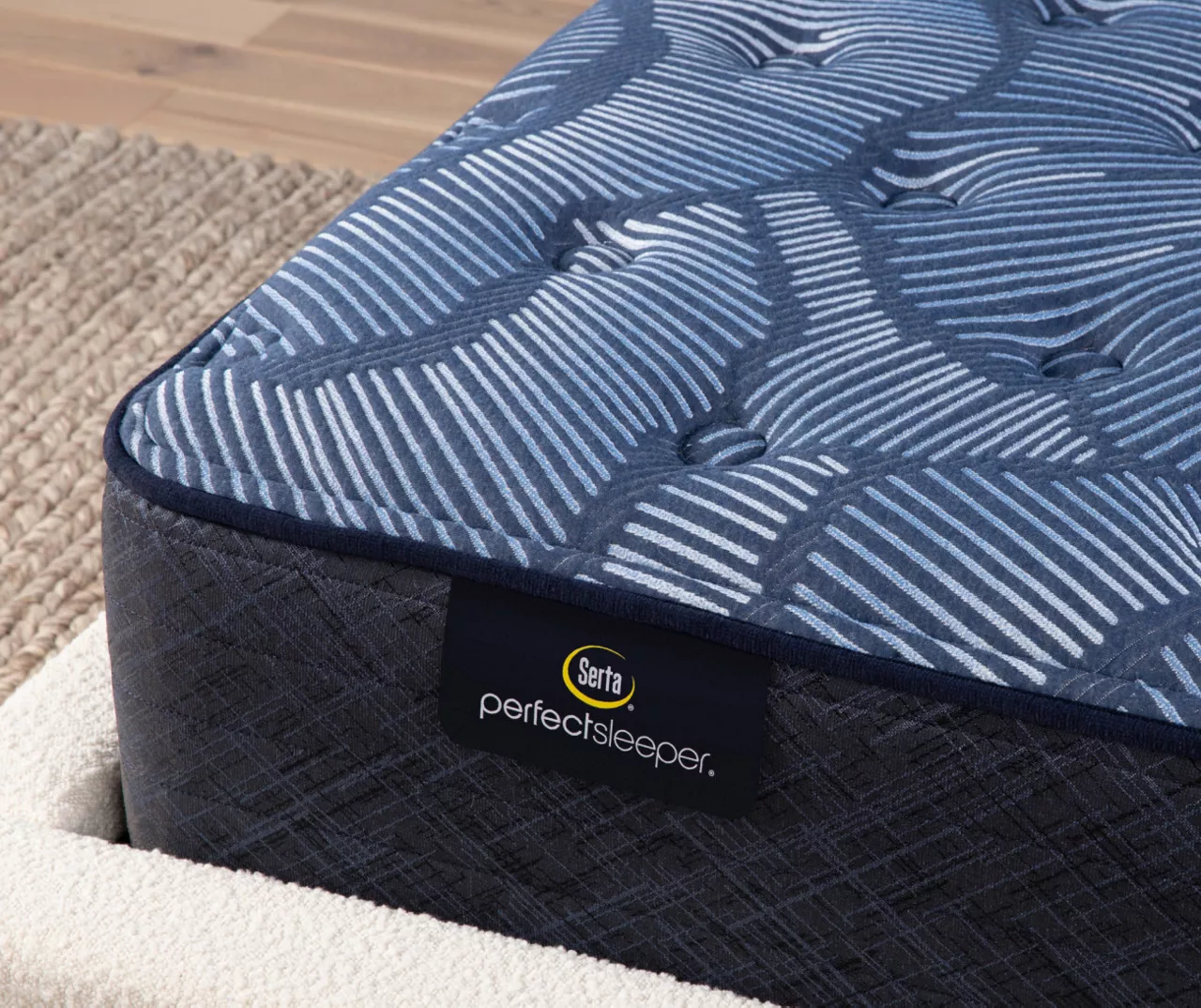 Serta Perfect Sleeper Oasis Sleep 13.25" King Plush Mattress & Box Spring Set 5 Serta Perfect Sleeper Oasis Sleep 13.25" King Plush Mattress & Box Spring Set - Image 3