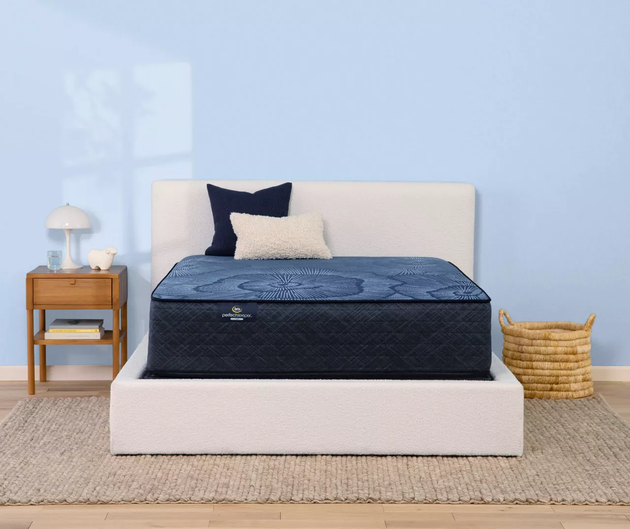 Serta Perfect Sleeper Radiant Rest Hybrid 14" King Firm Mattress & Box Spring Set 4 Serta Perfect Sleeper Radiant Rest Hybrid 14" King Firm Mattress & Box Spring Set - Image 2